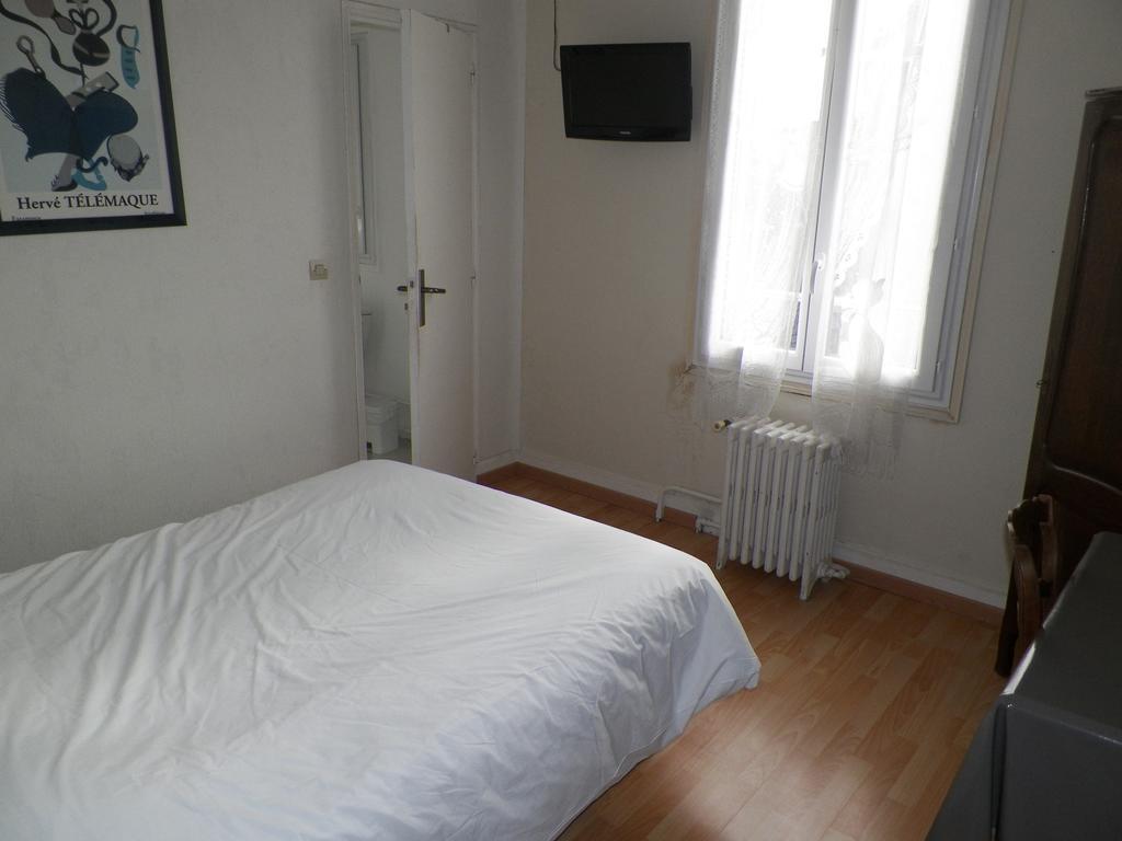 Hotel Du Commerce Auxerre Buitenkant foto