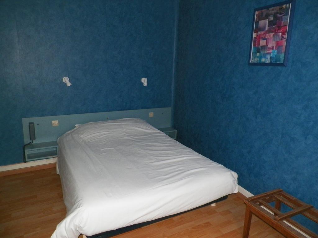 Hotel Du Commerce Auxerre Kamer foto