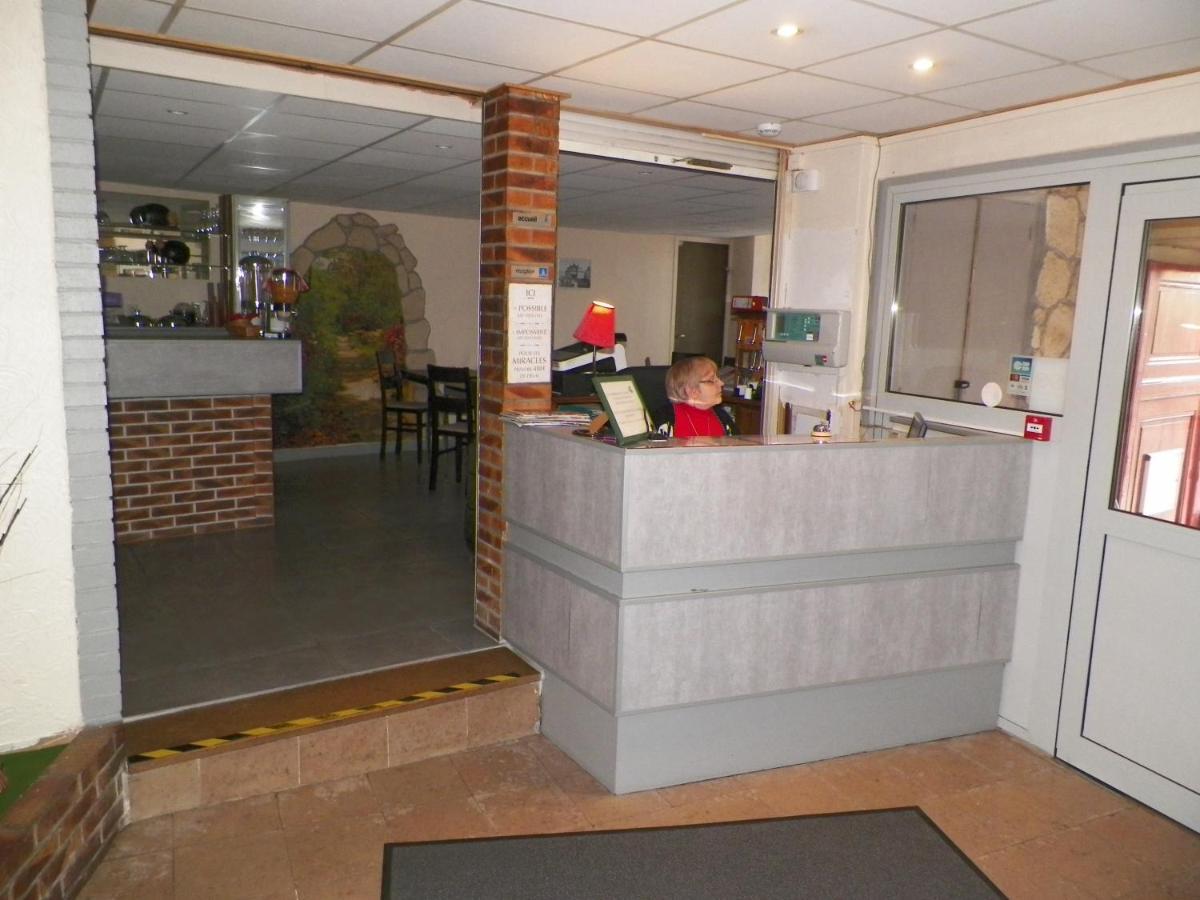 Hotel Du Commerce Auxerre Buitenkant foto